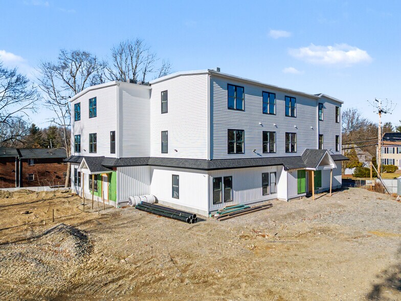 More Photos Of 173 High Plain St, Walpole Office For Sale