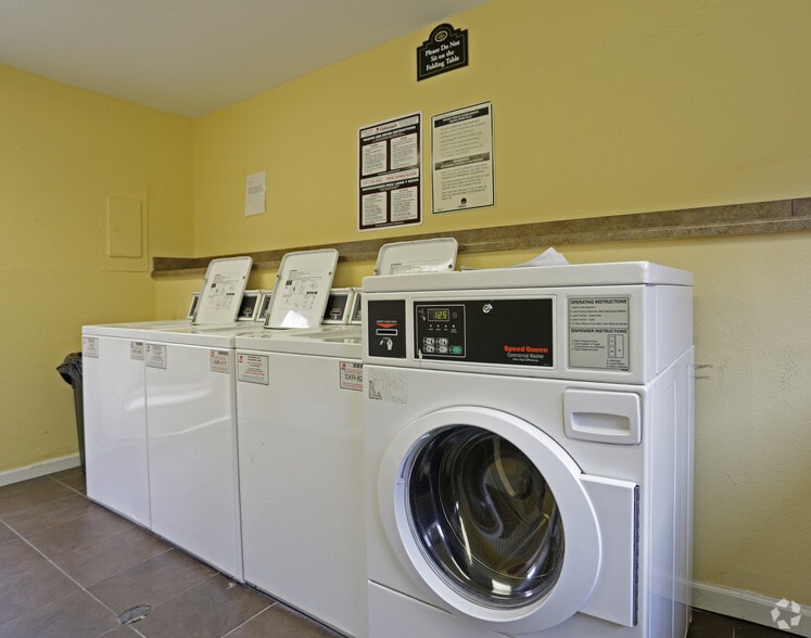 More Photos Of 1901 Lafayette St, Gretna Apartments For Sale