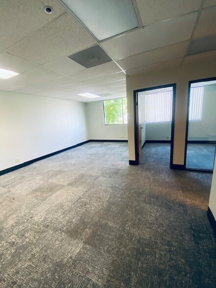 More Photos Of 26212-26242 Dimension Dr, Lake Forest, Lake Forest Light Manufacturing For Lease