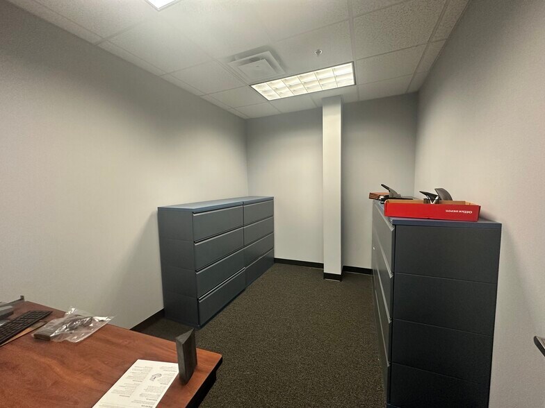 More Photos Of 6525 Shiloh Rd, Alpharetta Office Residential For Sale