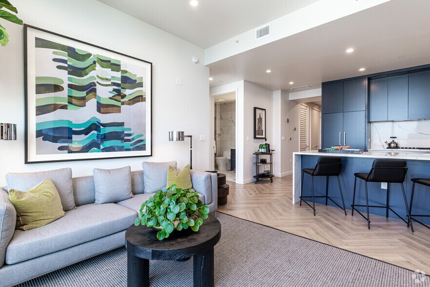 More Photos Of 385 14th St, Oakland Apartments For Lease