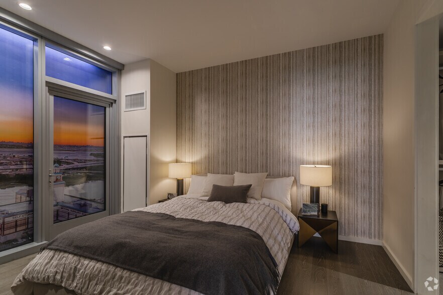 More Photos Of 3709 College Point Blvd, Flushing General Retail For Lease