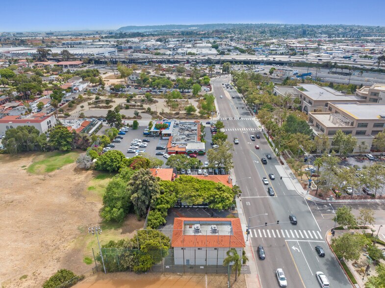 More Photos Of 4151 Taylor St, San Diego Storefront Retail Office For Sale