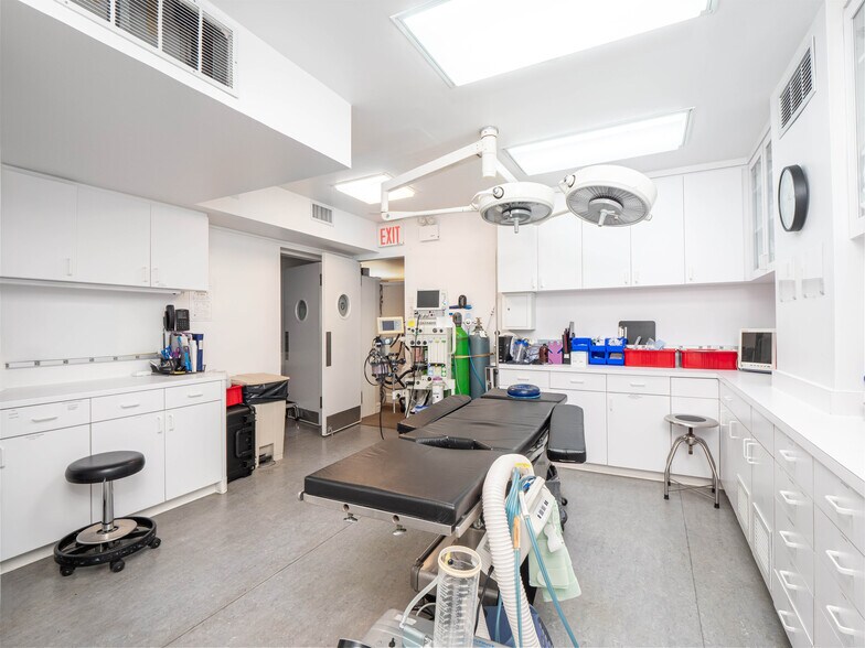 More Photos Of 815 Park Ave, New York Apartments For Sale