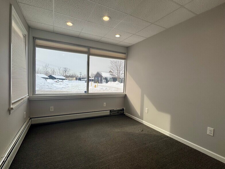 More Photos Of 15 Martin St, Webster Flex For Lease