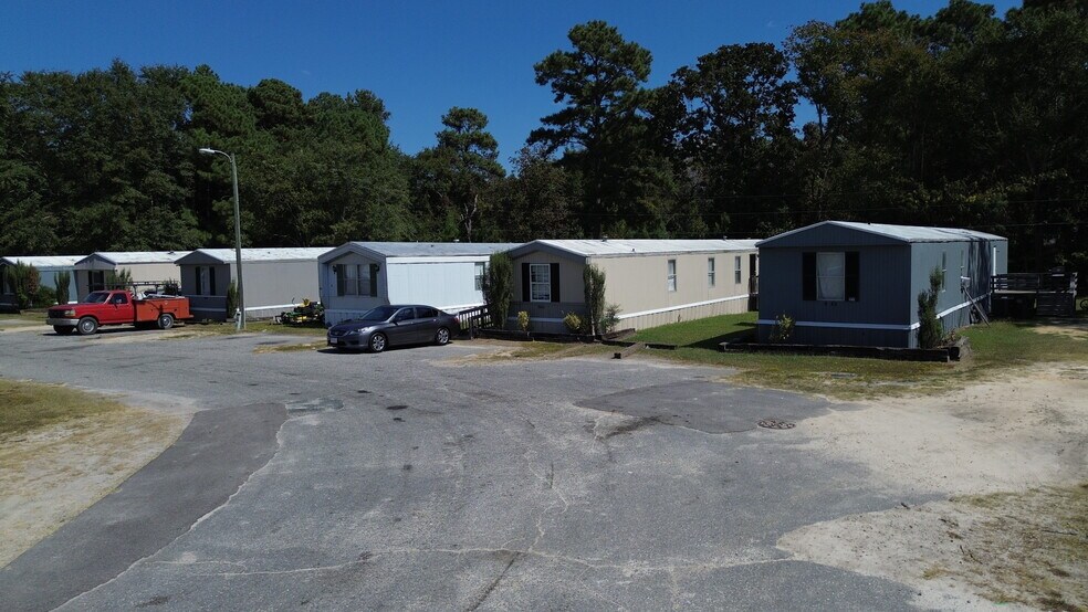 More Photos Of 5602 Hardwick Ln, Fayetteville Manufactured Housing Mobile Home Park For Sale