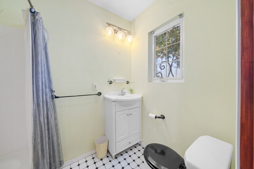 More Photos Of 8241 Koch Rd, Bakersfield Land For Sale