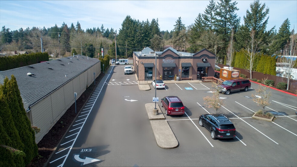 Primary Photo Of 4330-4336 Commercial St SE, Salem Freestanding For Lease