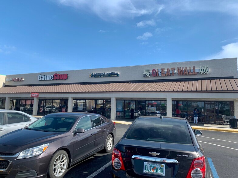More Photos Of 4220-4330 W Tennessee St, Tallahassee General Retail For Lease