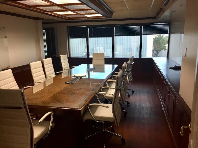 More Photos Of 14 E Washington St, Orlando Office For Lease