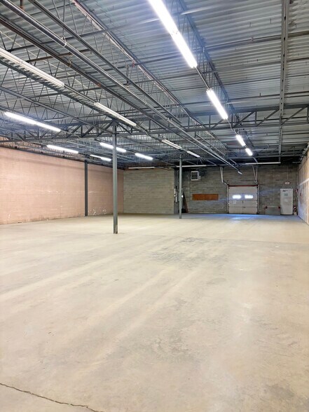 More Photos Of 124 Heritage Ave, Portsmouth Light Manufacturing For Lease