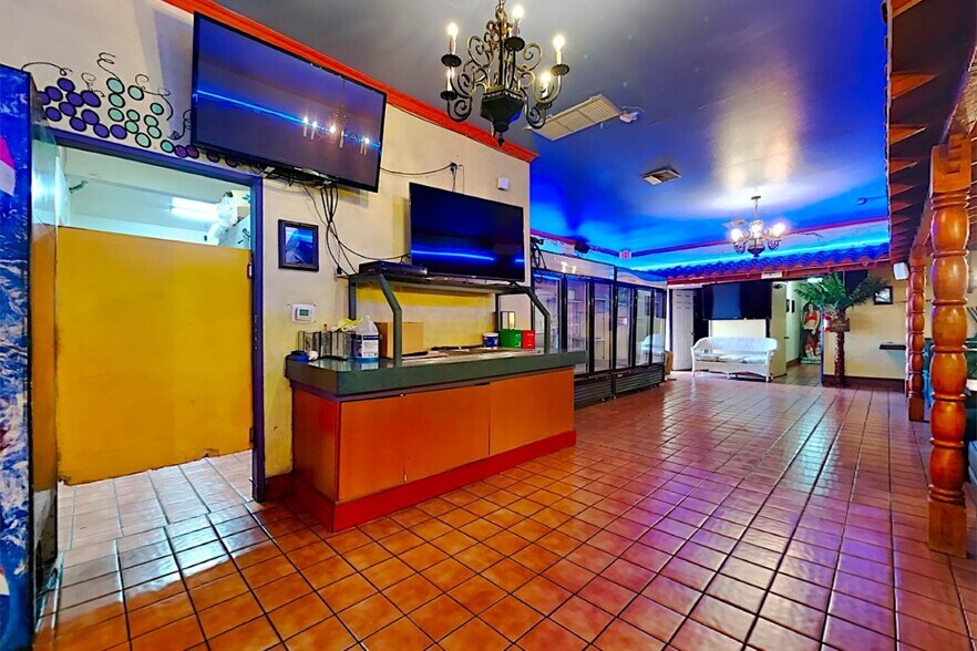 More Photos Of 6176 Atlantic Blvd, Long Beach Restaurant For Sale