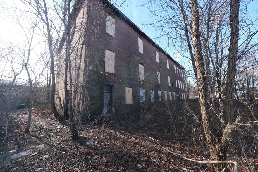 Primary Photo Of 104 Oak st, Taunton Industrial For Sale