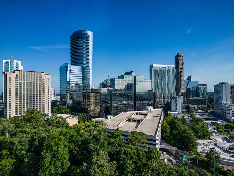 More Photos Of 3333 Peachtree Rd Ne, Atlanta Office For Lease