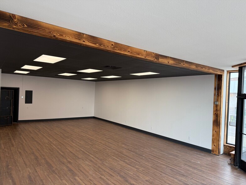 More Photos Of 99 N Main St, Swanton Storefront Retail Residential For Sale