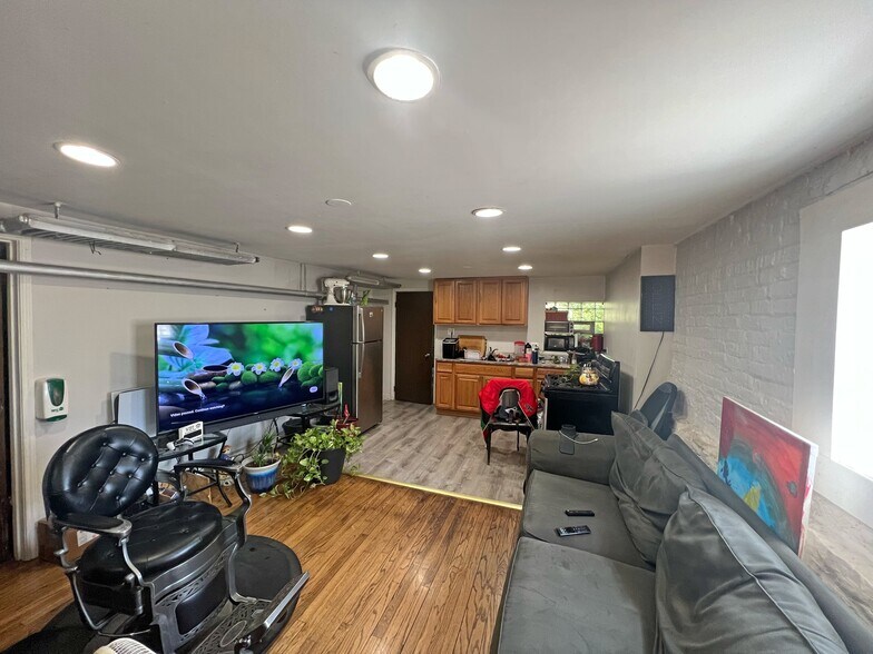 More Photos Of 5847-5849 S Michigan Ave, Chicago Apartments For Sale