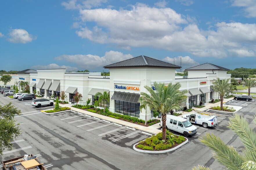 More Photos Of 1908 SW Gatlin Blvd, Port Saint Lucie General Retail For Lease