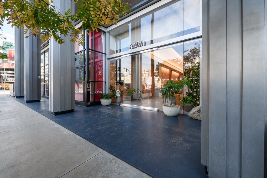 More Photos Of 6430 W Sunset Blvd, Los Angeles Office For Lease