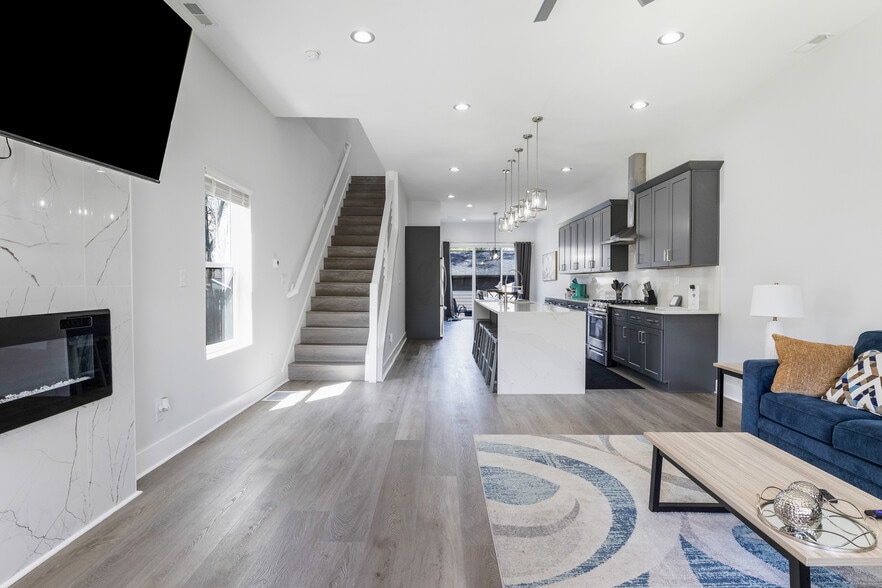 More Photos Of 2226-2232 Central Ave, Indianapolis Apartments For Sale