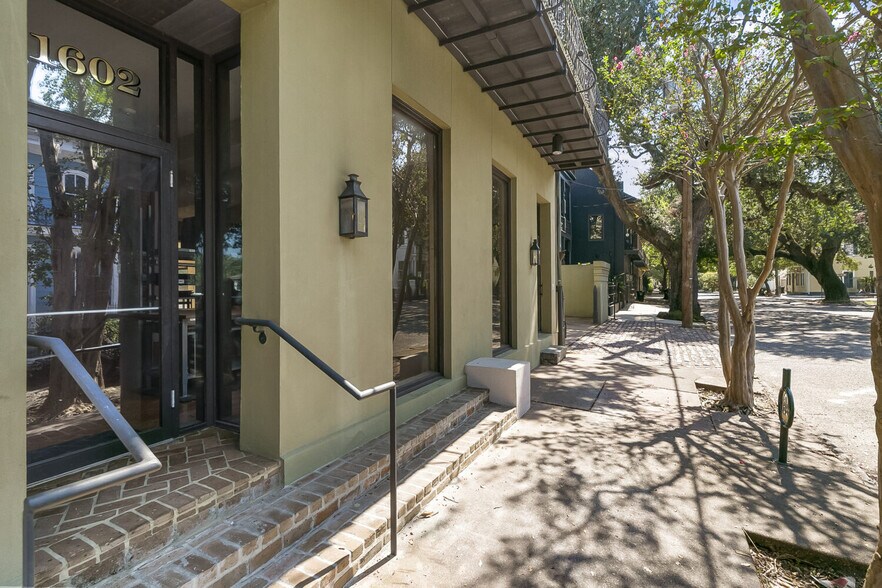 More Photos Of 1600 Prytania St, New Orleans Freestanding For Lease