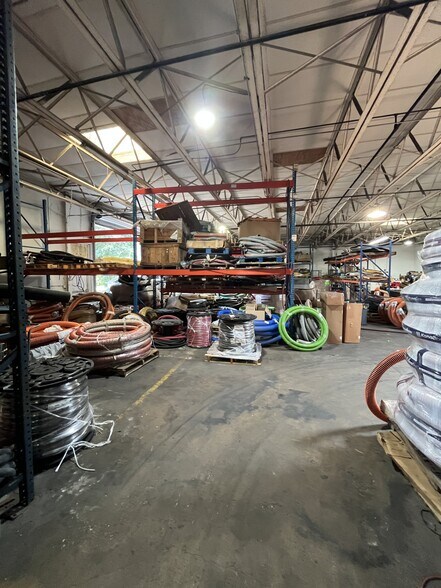 More Photos Of 4827 Philips Hwy, Jacksonville Warehouse For Lease