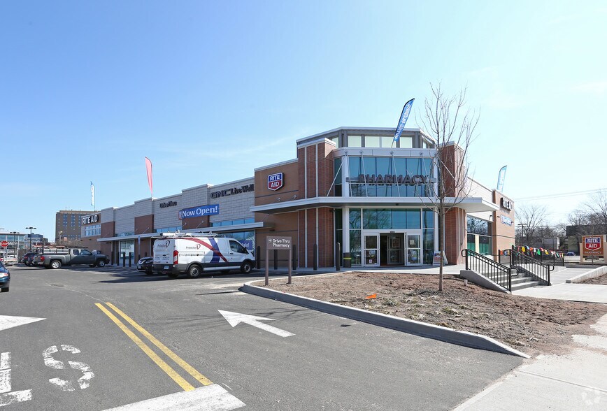 Primary Photo Of 249 Legion Ave, New Haven Drugstore For Lease
