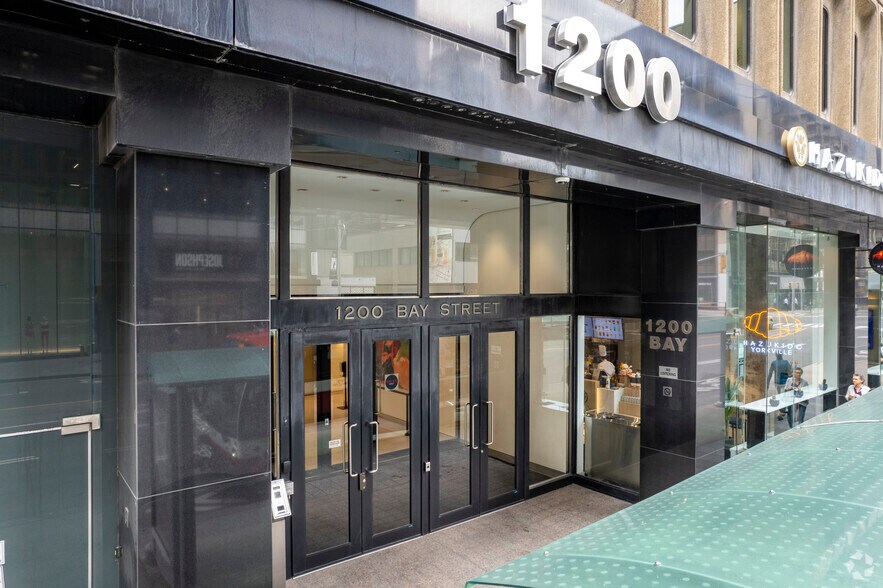 More Photos Of 66 Bloor St W, Toronto Office For Lease