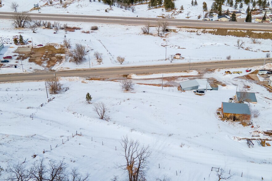 More Photos Of 330 W US-14 Hwy, Sundance General Retail For Sale