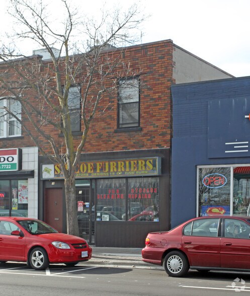 More Photos Of 76-78 Simcoe St N, Oshawa Storefront Retail Office For Sale