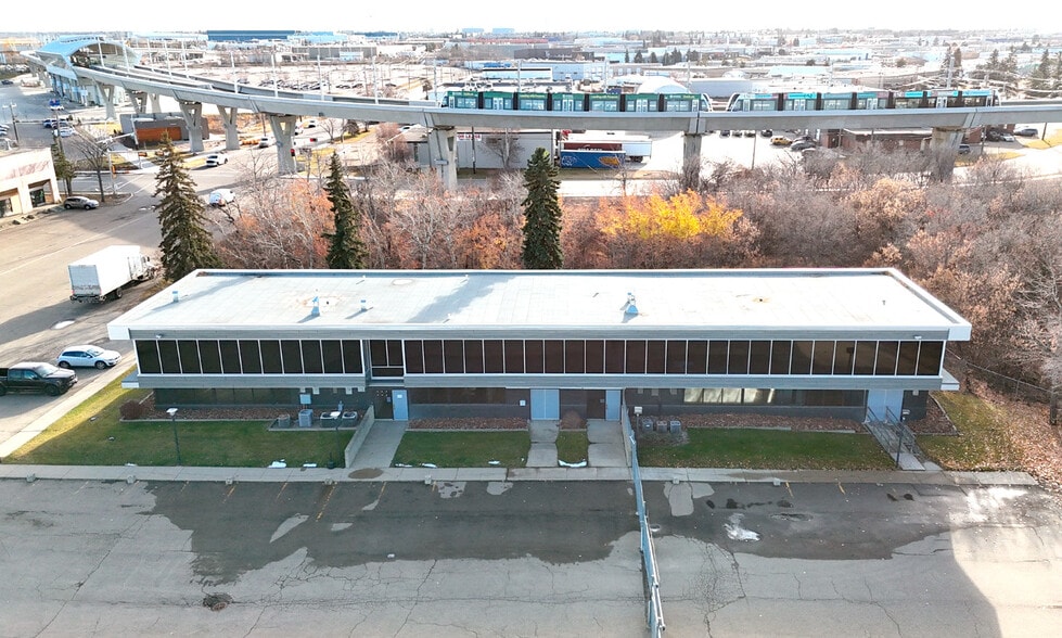 More Photos Of 7708 Wagner Rd NW, Edmonton Office For Lease