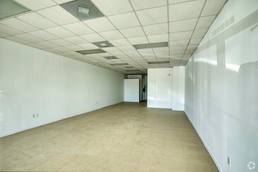 More Photos Of 14602-14618 N Dale Mabry Hwy, Tampa Unknown For Lease