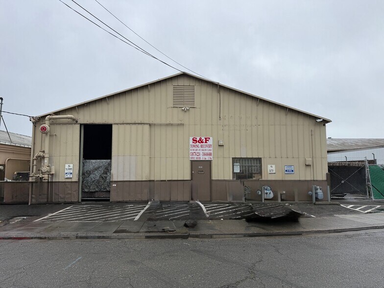 More Photos Of 616 McClary Ave, Oakland Manufacturing For Sale