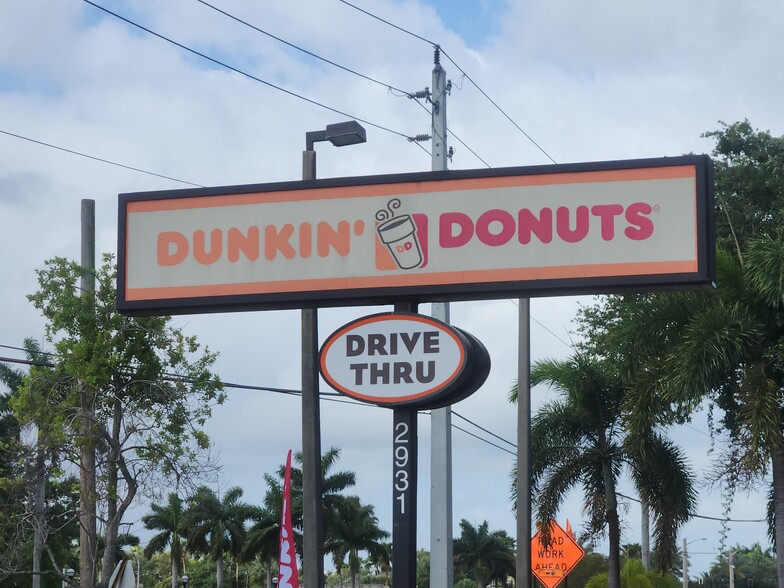 More Photos Of 2931 Northlake Blvd, West Palm Beach Auto Dealership For Sale