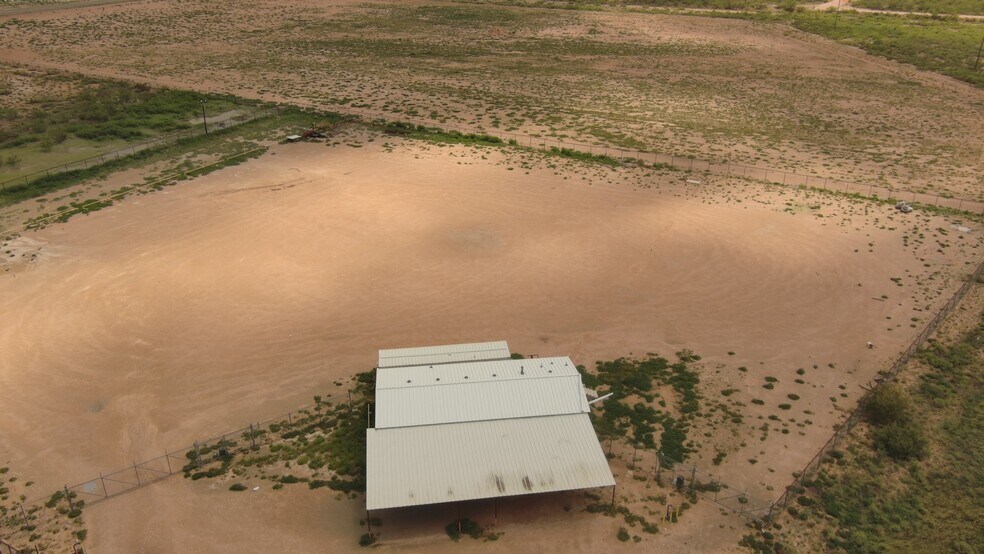 More Photos Of 1401 IH-20, Monahans Land For Sale