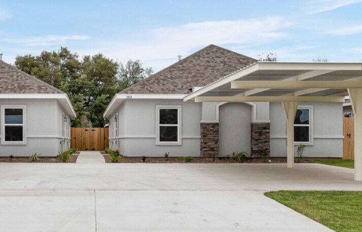 More Photos Of , Weslaco Multifamily For Sale