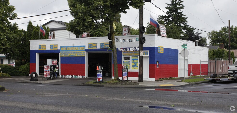 More Photos Of 6739 SE Powell Blvd, Portland Auto Repair For Sale