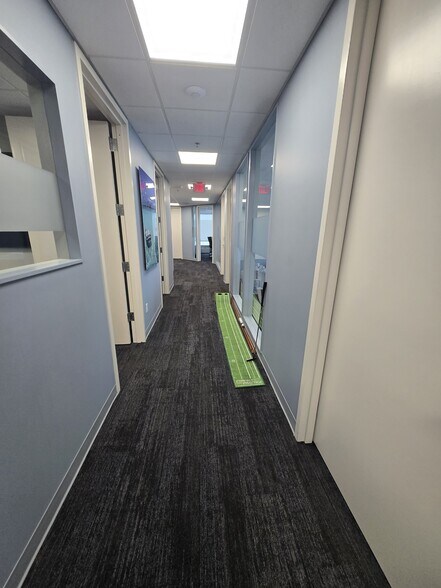 More Photos Of 36 N New York Ave, Huntington Office For Lease