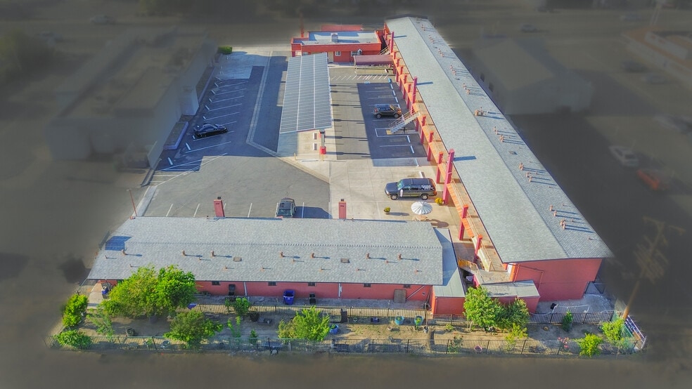 More Photos Of 839 W Pacheco Blvd, Los Banos Hotel For Sale