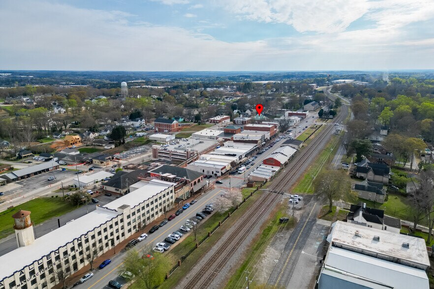 More Photos Of 55 Scott St, Buford Office For Lease