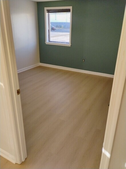 More Photos Of 604 Otis Dr, Dover Light Distribution For Lease