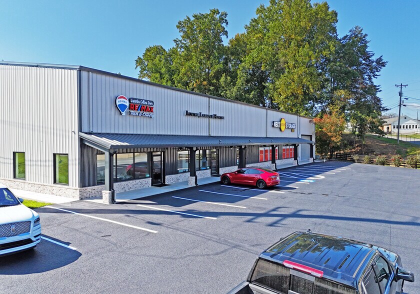 More Photos Of 166 Young Harris St, Blairsville Self Storage For Sale