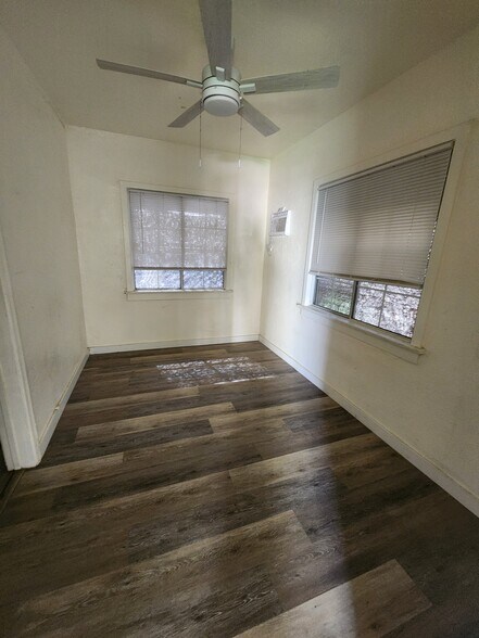 More Photos Of 476 H St, Brawley Apartments For Sale