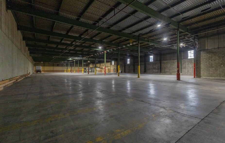 More Photos Of 210 Riverside Dr, Brattleboro Warehouse For Lease