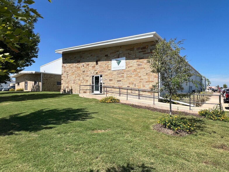 More Photos Of 3561 Shelby Ln, Denton Manufacturing For Sale