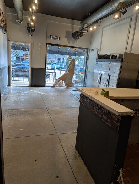 More Photos Of 7667-7675 Beverly Blvd, Los Angeles Storefront For Lease