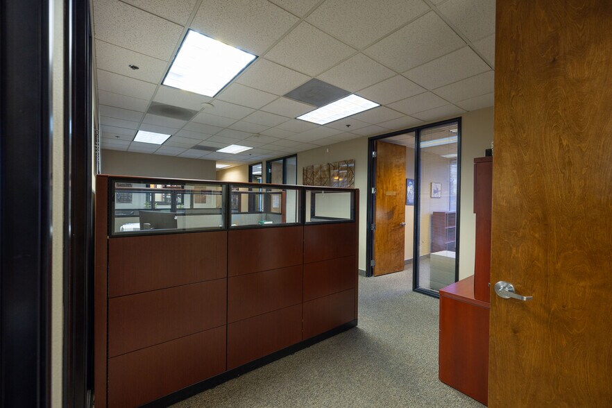 More Photos Of 8203 Sierra College Blvd, Roseville Office For Sale