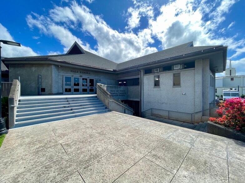 Primary Photo Of 766 N King St, Honolulu Office For Lease