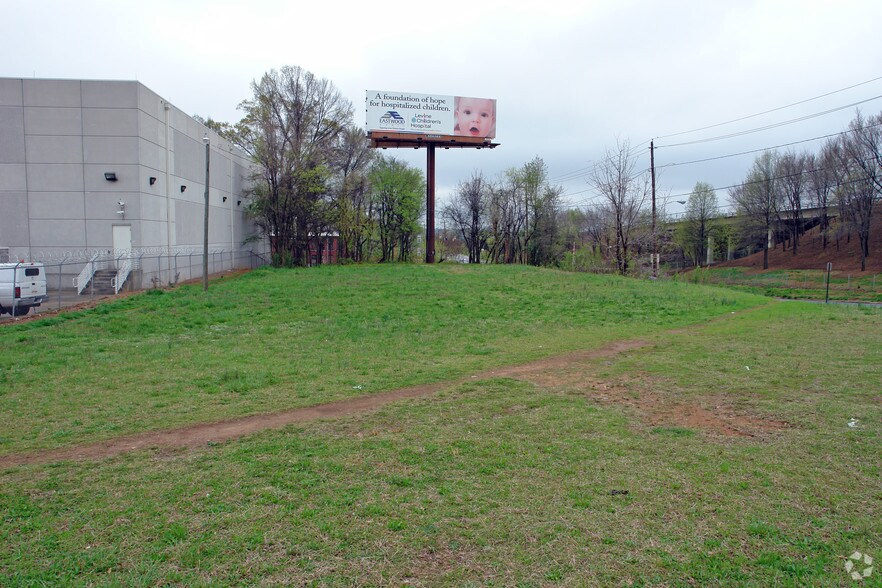 More Photos Of 900 N College St, Charlotte Land For Sale