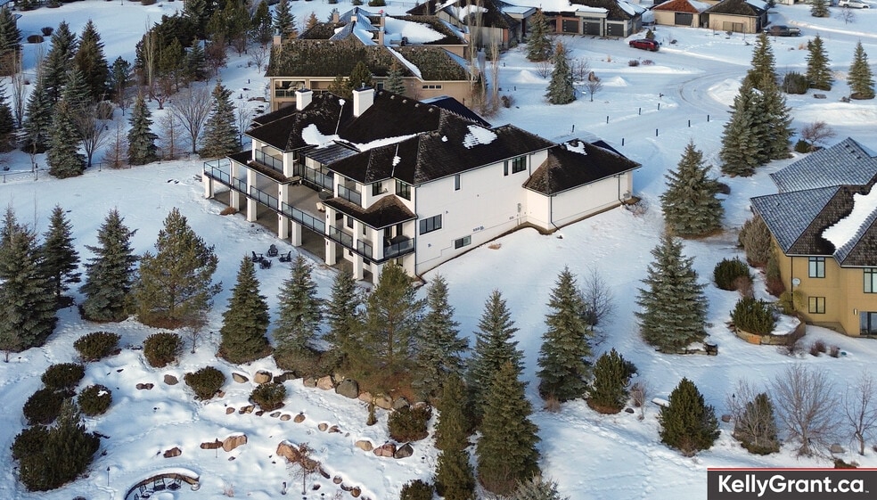 More Photos Of 136 River Heights Lane, Sturgeon County Multifamily For Sale