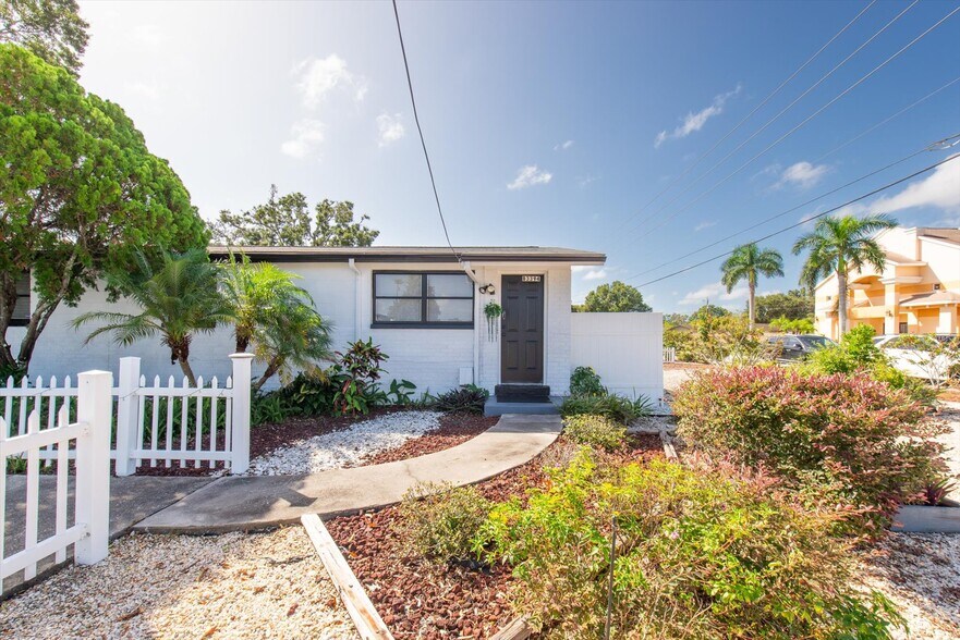 More Photos Of 3394 74th Ave N, Saint Petersburg Apartments For Sale